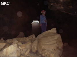 Galerie d'entrée de la grotte de Ganmadong 1 (Guizhou 贵州省, Qiannan 黔南, Pingtang 平塘)