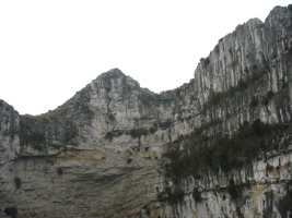 Zhongdongtiankeng