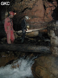 Grotte de Hongzhaozidong  红罩子洞 - Réseau de Shuanghedong 双河洞 - (Suiyang 绥阳,  Zunyi Shi 遵义市, Guizhou 贵州省, Chine)