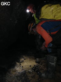 Grotte de Longtanzishuidong 龙潭子水洞 (aval) - réseau de Shuanghedongqun 双河洞 - (Wenquan, Suiyang 绥阳, Zunyi Shi 遵义市, Guizhou 贵州省, Chine 中国)