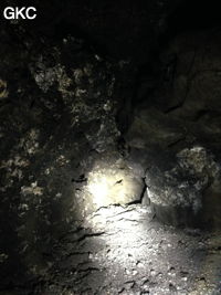 Grotte de Longtanzishuidong 龙潭子水洞 (aval) - réseau de Shuanghedongqun 双河洞 - (Wenquan, Suiyang 绥阳, Zunyi Shi 遵义市, Guizhou 贵州省, Chine 中国)