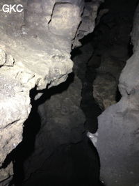 Grotte de Longtanzishuidong 龙潭子水洞 (aval) - réseau de Shuanghedongqun 双河洞 - (Wenquan, Suiyang 绥阳, Zunyi Shi 遵义市, Guizhou 贵州省, Chine 中国)