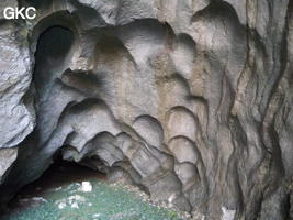 Coupoles de corrosion dans la grotte de Laoyingwodong - 老鹰窝洞 (Santang 三塘, Zhijin 织金, Bijie Diqu 毕节地区, Guizhou 贵州省, Chine)