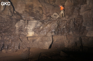 Grotte de Ganhechushuidong - 干河洞. (Santang 三塘, Zhijin 织金, Bijie Diqu 毕节地区, Guizhou 贵州省, Chine)