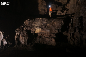 Grotte de Ganhechushuidong - 干河洞. (Santang 三塘, Zhijin 织金, Bijie Diqu 毕节地区, Guizhou 贵州省, Chine)