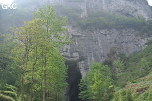 Porche d'entrée de la grotte-perte de Laoyingyan - 老鹰 (Santang 三塘, Zhijin 织金, Bijie Diqu 毕节地区, Guizhou 贵州省, Chine)