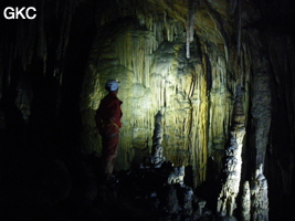 Grotte de Miaodong 苗洞 (Tangbian 塘边, Pingtang 平塘, Qiannan 黔南, Guizhou 贵州省, Chine)