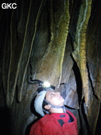 Grotte de Miaodong 苗洞 (Tangbian 塘边, Pingtang 平塘, Qiannan 黔南, Guizhou 贵州省, Chine)