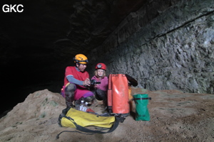 Grotte de Pixiaodong 皮硝洞 - réseau de Shuanghedong 双河洞 - (Wenquan, Suiyang 绥阳, Zunyi 遵义市, Guizhou 贵州省, Chine 中国).