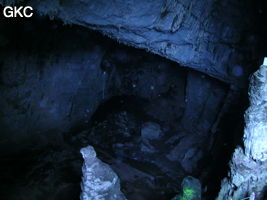 La salle d'entrée de la grotte de Biyundong 碧云洞 (Panxian 盘县, Liupanshui 六盘水市, Guizhou 贵州省, Chine)