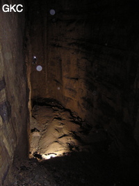 Grotte de Pixiaodong 皮硝洞 - réseau de Shuanghedong 双河洞 - (Wenquan, Suiyang 绥阳, Zunyi 遵义市, Guizhou 贵州省, Chine 中国).