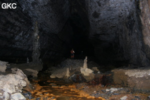 La Rivière Safranée, Grotte de Lingshandong 灵山洞 - réseau de Mawangdong 麻王洞 - (Fuyan, Zheng'an 正安, Zunyi Shi 遵义市, Guizhou 贵州省, Chine 中国)