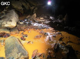 La Rivière Safranée, Grotte de Lingshandong 灵山洞 - réseau de Mawangdong 麻王洞 - (Fuyan, Zheng'an 正安, Zunyi Shi 遵义市, Guizhou 贵州省, Chine 中国)