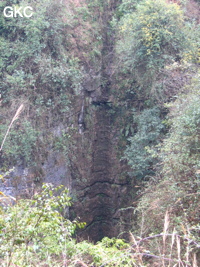 Le puits d'entrée de 155 mètres du gouffre de Xiaokengyan 消坑岩 .(Banzhu, Zheng'an 正安, Zunyi, Guizhou)