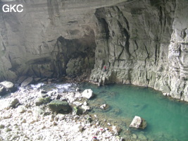 Grotte résurgence de Yanzidong 燕子洞 (Xiantang 羡塘镇, Huishui 惠水, Guizhou 贵州省, Qiannan 黔南, Chine 中国).