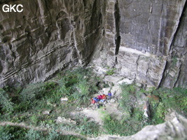 La grotte tunnel fossile de Fuxidong  伏屣洞 (Xiantang 羡塘镇, Huishui 惠水, Guizhou 贵州省, Qiannan 黔南, Chine 中国).