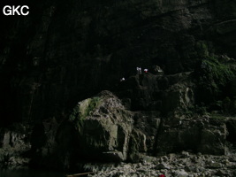 Grotte résurgence de Yanzidong 燕子洞 (Xiantang 羡塘镇, Huishui 惠水, Guizhou 贵州省, Qiannan 黔南, Chine 中国).