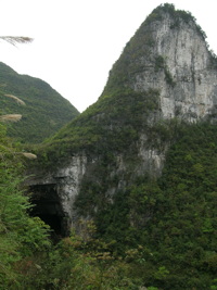 Grotte de Wengdaxiadong 翁达下洞 (Xiantang 羡塘镇, Huishui 惠水, Guizhou 贵州省, Qiannan 黔南, Chine 中国).