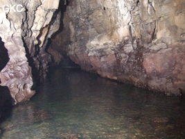 La rivière dans la grotte de Xiangshuidong 响水洞 (Fuyan 桴焉, Zheng'an 正安, Zunyi Shi 遵义市, Guizhou 贵州省, Chine)