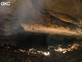 Grotte de Laoyingdong 老鹰洞 (Suiyang 绥阳, Zunyi 遵义市, Guizhou 贵州省, Chine 中国).