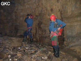 Grotte de Laoyingdong 老鹰洞 (Suiyang 绥阳, Zunyi 遵义市, Guizhou 贵州省, Chine 中国).