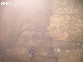 Grotte de Laoyingdong 老鹰洞 (Suiyang 绥阳, Zunyi 遵义市, Guizhou 贵州省, Chine 中国).