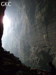 Grotte résurgence de Yanzidong 燕子洞 (Xiantang 羡塘镇, Huishui 惠水, Guizhou 贵州省, Qiannan 黔南, Chine 中国).