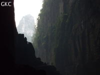 Grotte résurgence de Yanzidong 燕子洞 (Xiantang 羡塘镇, Huishui 惠水, Guizhou 贵州省, Qiannan 黔南, Chine 中国).