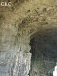 La grotte tunnel fossile de Fuxidong  伏屣洞 (Xiantang 羡塘镇, Huishui 惠水, Guizhou 贵州省, Qiannan 黔南, Chine 中国).