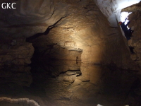 Grotte de Wengdaxiadong 翁达下洞 (Xiantang 羡塘镇, Huishui 惠水, Guizhou 贵州省, Qiannan 黔南, Chine 中国).