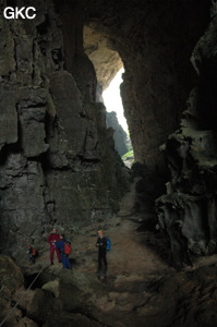 La grotte tunnel de Fuxidong  伏屣洞 (Xiantang 羡塘镇, Huishui 惠水, Guizhou 贵州省, Qiannan 黔南, Chine 中国).