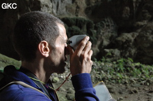 Topographie dans la Grotte tunnel de Fuxidong  伏屣洞 (Xiantang 羡塘镇, Huishui 惠水, Guizhou 贵州省, Qiannan 黔南, Chine 中国).