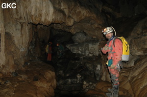 Grotte de Laoyingdong 老鹰洞 (Suiyang 绥阳, Zunyi 遵义市, Guizhou 贵州省, Chine 中国).