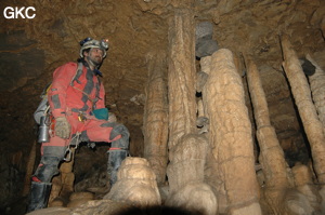 Grotte de Laoyingdong 老鹰洞 (Suiyang 绥阳, Zunyi 遵义市, Guizhou 贵州省, Chine 中国).