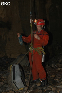 Grotte de Laoyingdong 老鹰洞 (Suiyang 绥阳, Zunyi 遵义市, Guizhou 贵州省, Chine 中国).