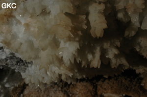 Grotte de Pixiaodong 皮硝洞 - réseau de Shuanghedong 双河洞 - (Wenquan, Suiyang 绥阳, Zunyi 遵义市, Guizhou 贵州省, Chine 中国).
