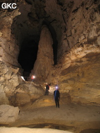 Grotte de Wengdaxiadong 翁达下洞 (Xiantang 羡塘镇, Huishui 惠水, Guizhou 贵州省, Qiannan 黔南, Chine 中国).