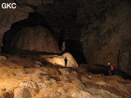 Grotte de Wengdaxiadong 翁达下洞 (Xiantang 羡塘镇, Huishui 惠水, Guizhou 贵州省, Qiannan 黔南, Chine 中国).