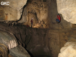 Grotte de Caigangdong 菜缸洞 (Fuyan 桴焉, Zheng'an 正安, Zunyi Shi 遵义市, Guizhou 贵州省,  Chine 中国).