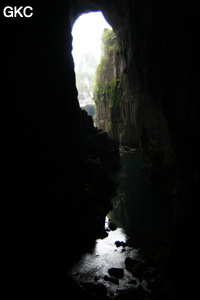 Grotte résurgence de Yanzidong 燕子洞 (Xiantang 羡塘镇, Huishui 惠水, Guizhou 贵州省, Qiannan 黔南, Chine 中国).